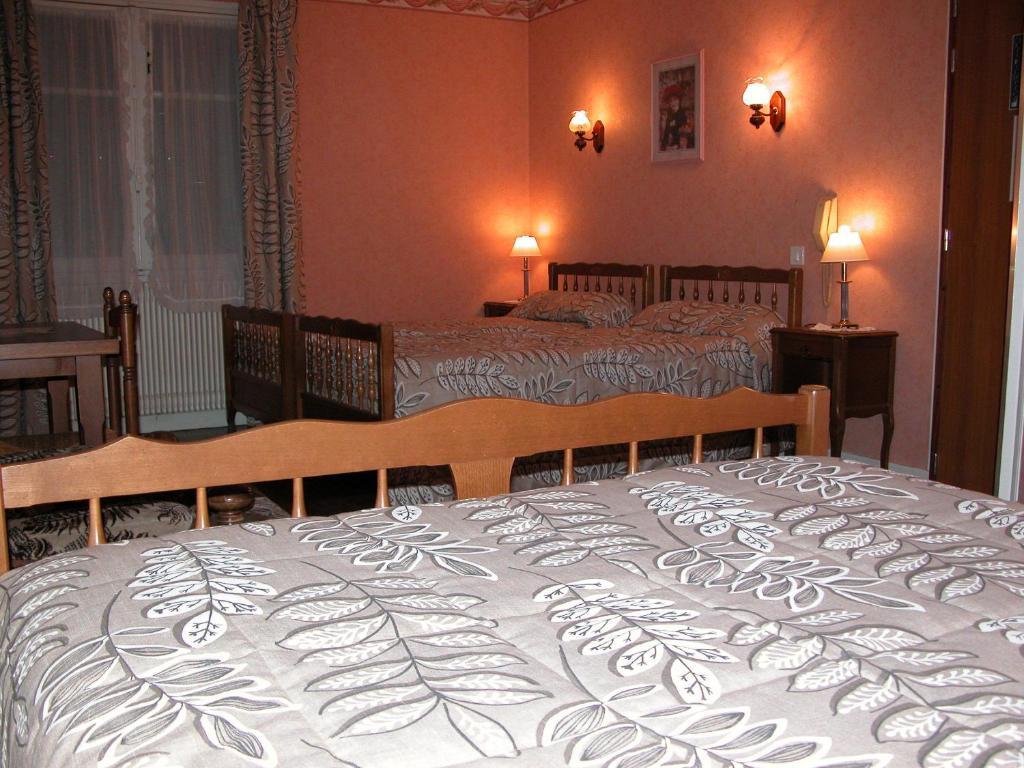 Auberge De La Musardiere Chagny (Saone-et-Loire) Room photo