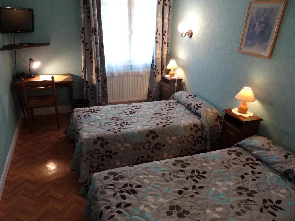 Auberge De La Musardiere Chagny (Saone-et-Loire) Room photo