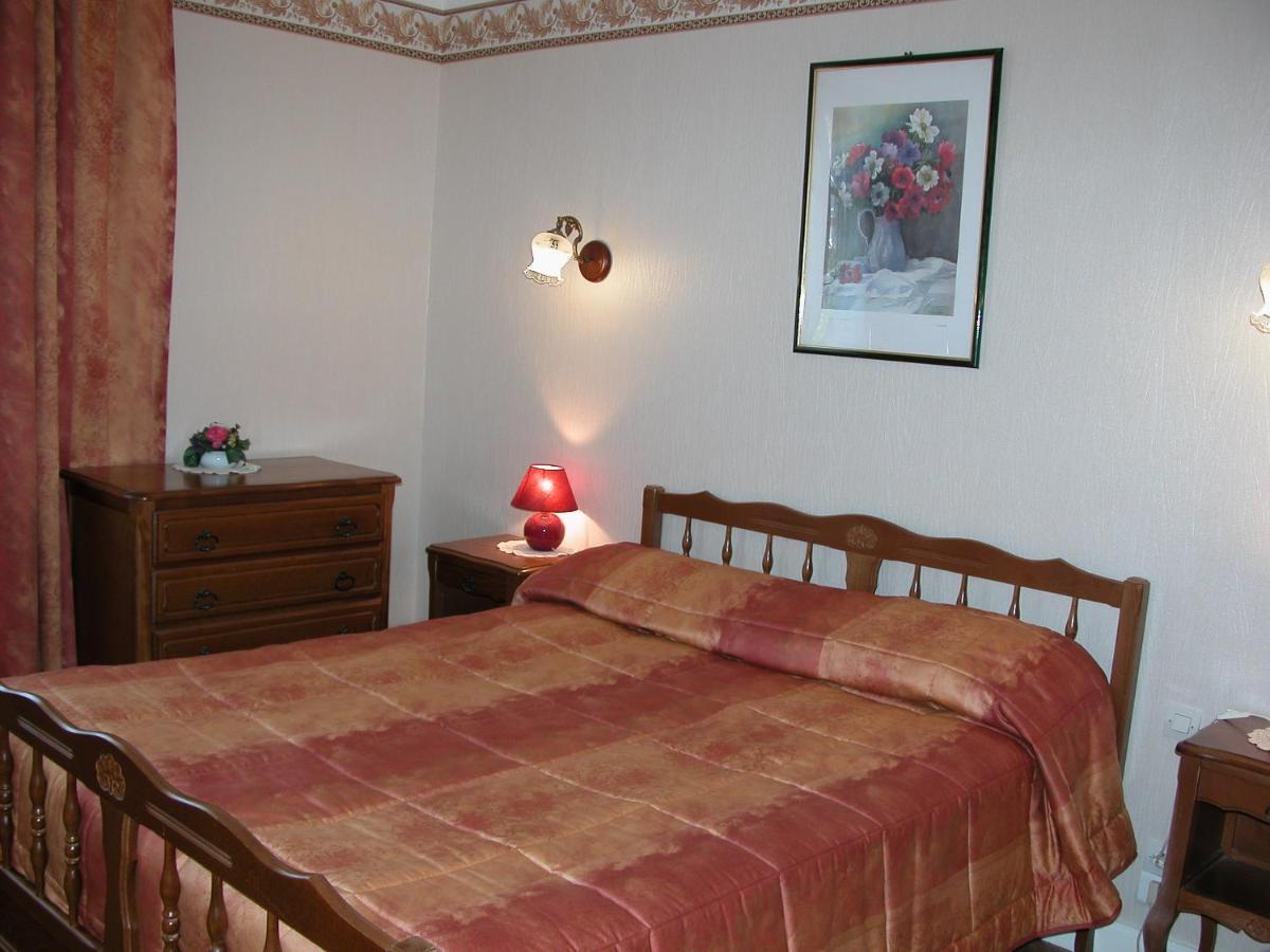 Auberge De La Musardiere Chagny (Saone-et-Loire) Room photo