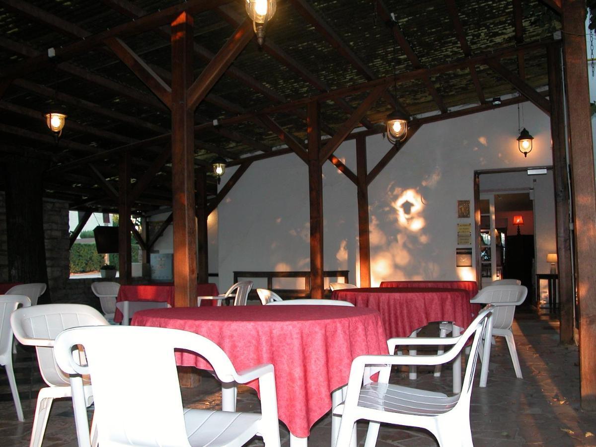Auberge De La Musardiere Chagny (Saone-et-Loire) Exterior photo